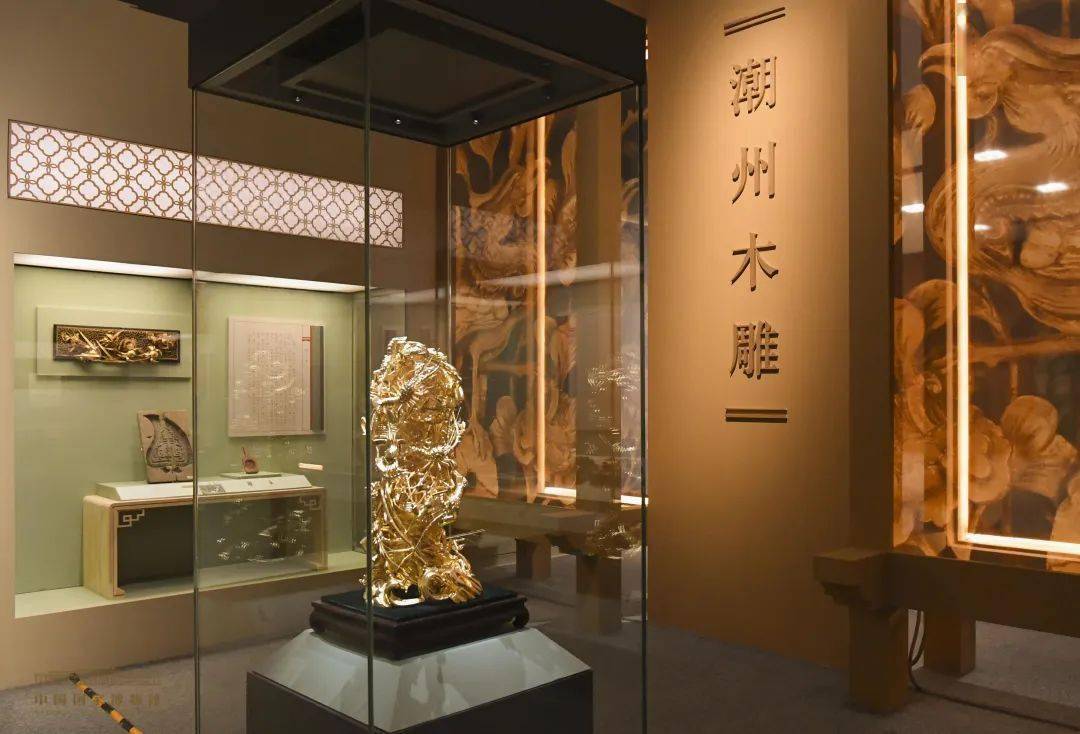 国博展讯 | "雕绘乾坤——潮州木雕展"开展