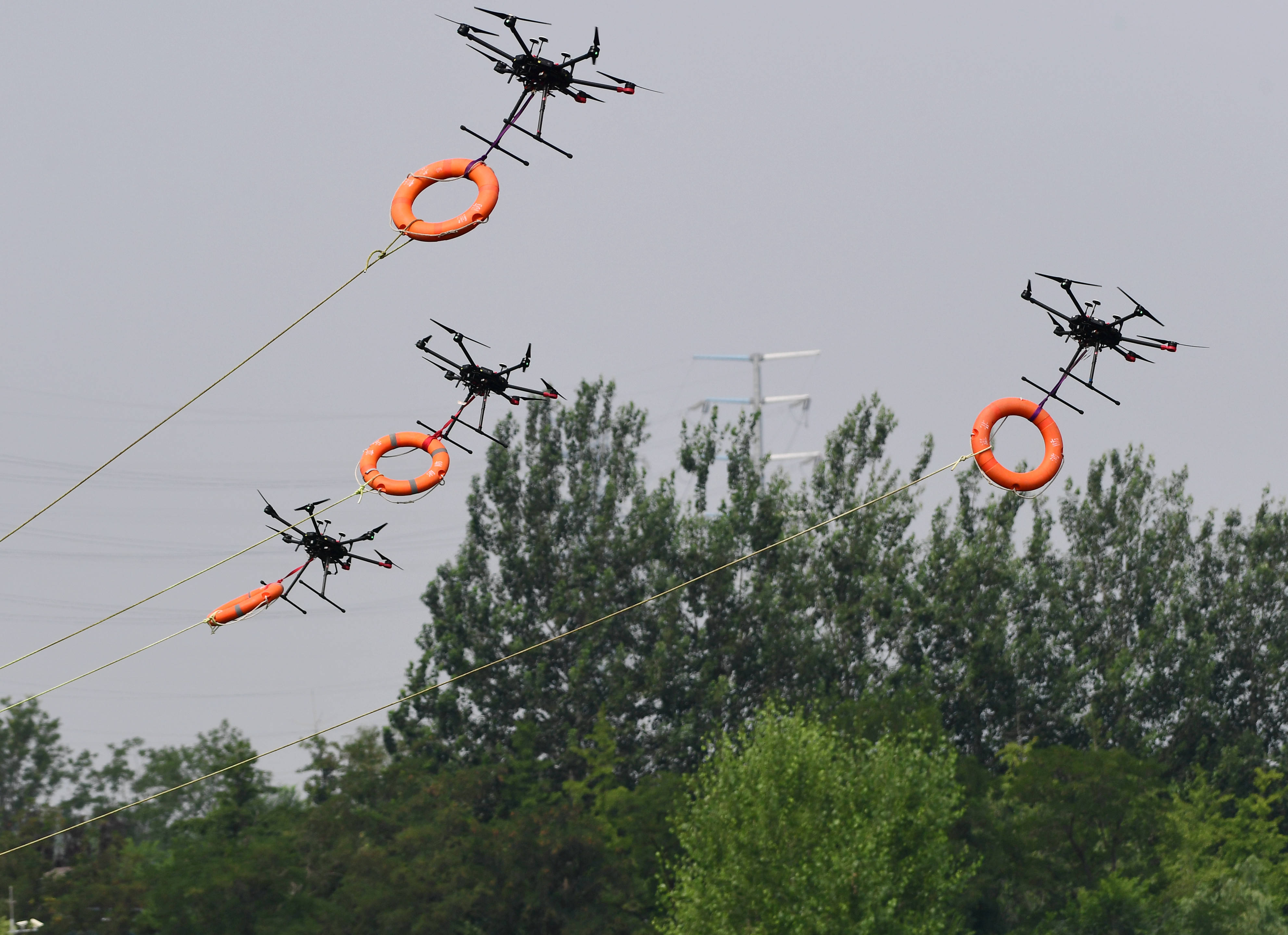 北京市消防救援总队举办防汛应急救援综合实战演练