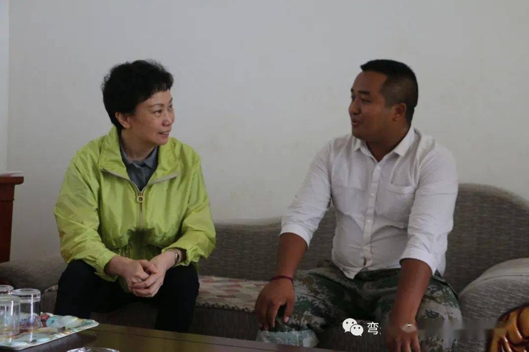 省检察院黄为华副检察长一行调研五岔路乡