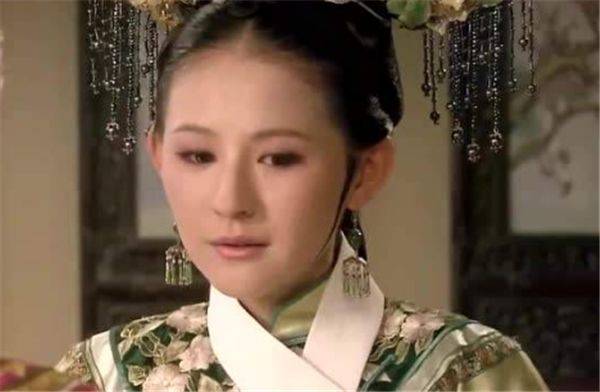 甄嬛传:叶澜依性情冷漠古怪,为何皇帝却对她如此着迷?_华妃