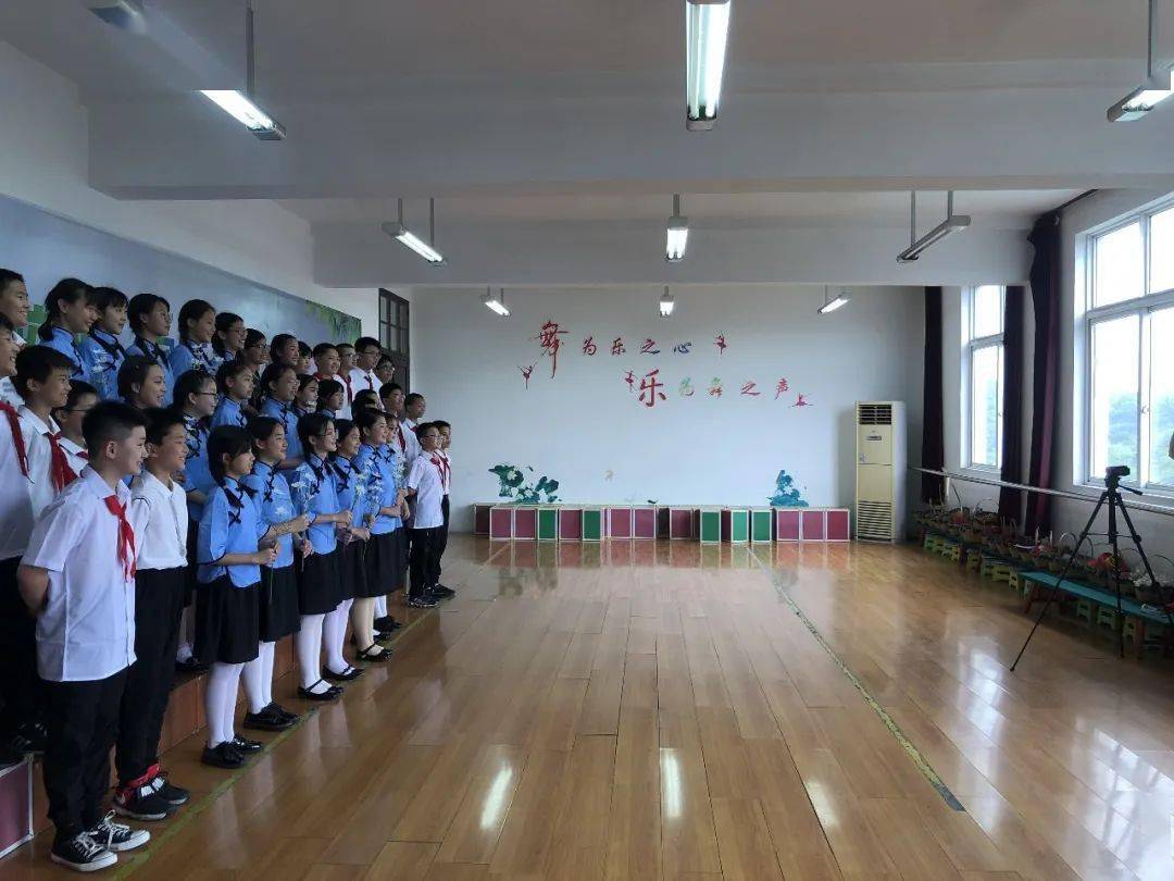 感恩母校情 心怀未来梦——官塘桥中心小学举行毕业典礼