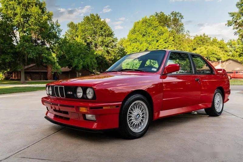 【完美中古車】1988 bmw收藏等級e30 m3正式展開拍賣