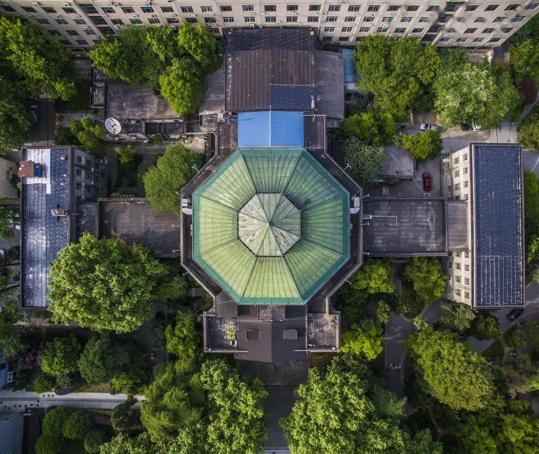 试验班现如今都包含了东南大学的特色学科化学化工学院,土木工程学院