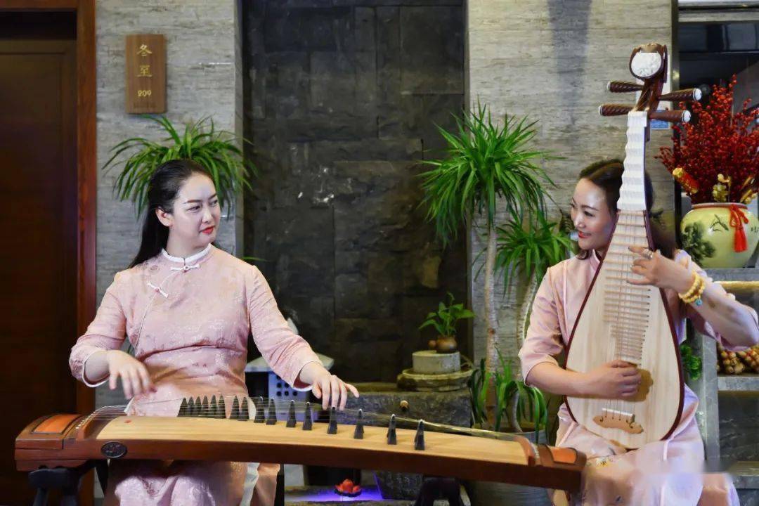承篇七月份之二十二南正宫潮州筝曲骆丽莉林丽瑶演奏