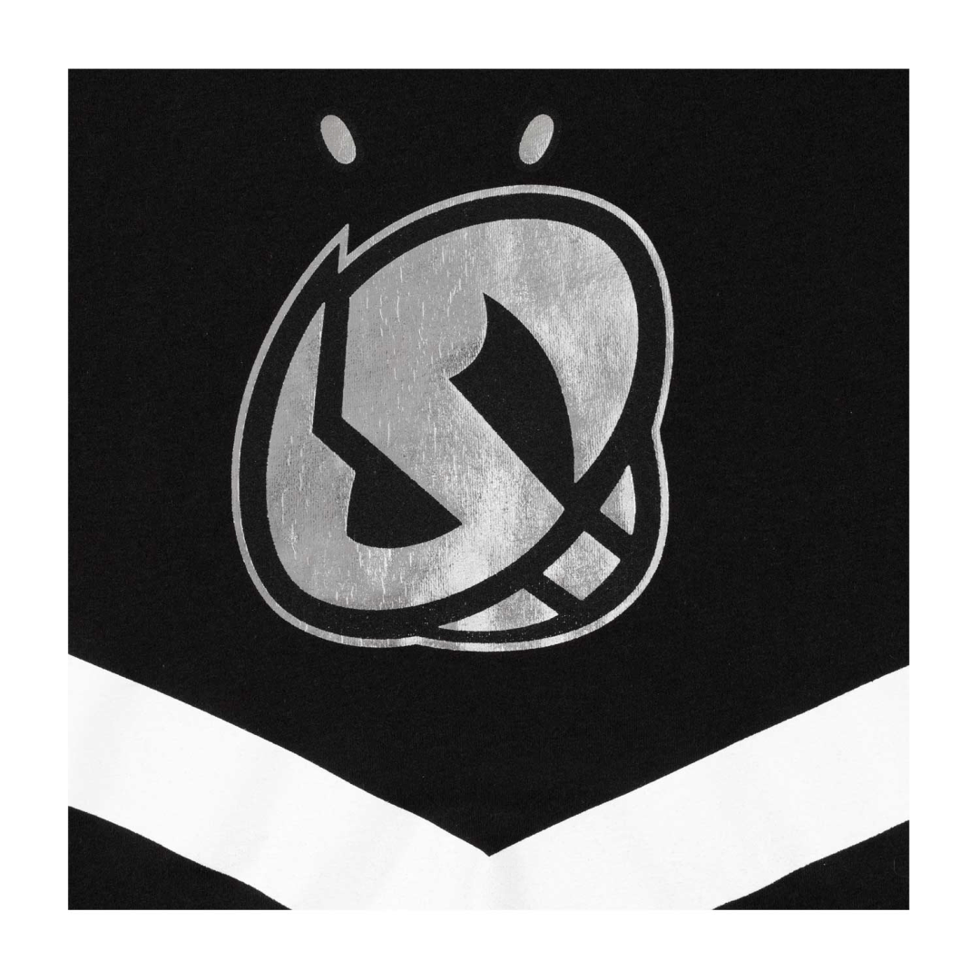 全员恶人?美国宝可梦中心开始售卖骷髅队制服t恤