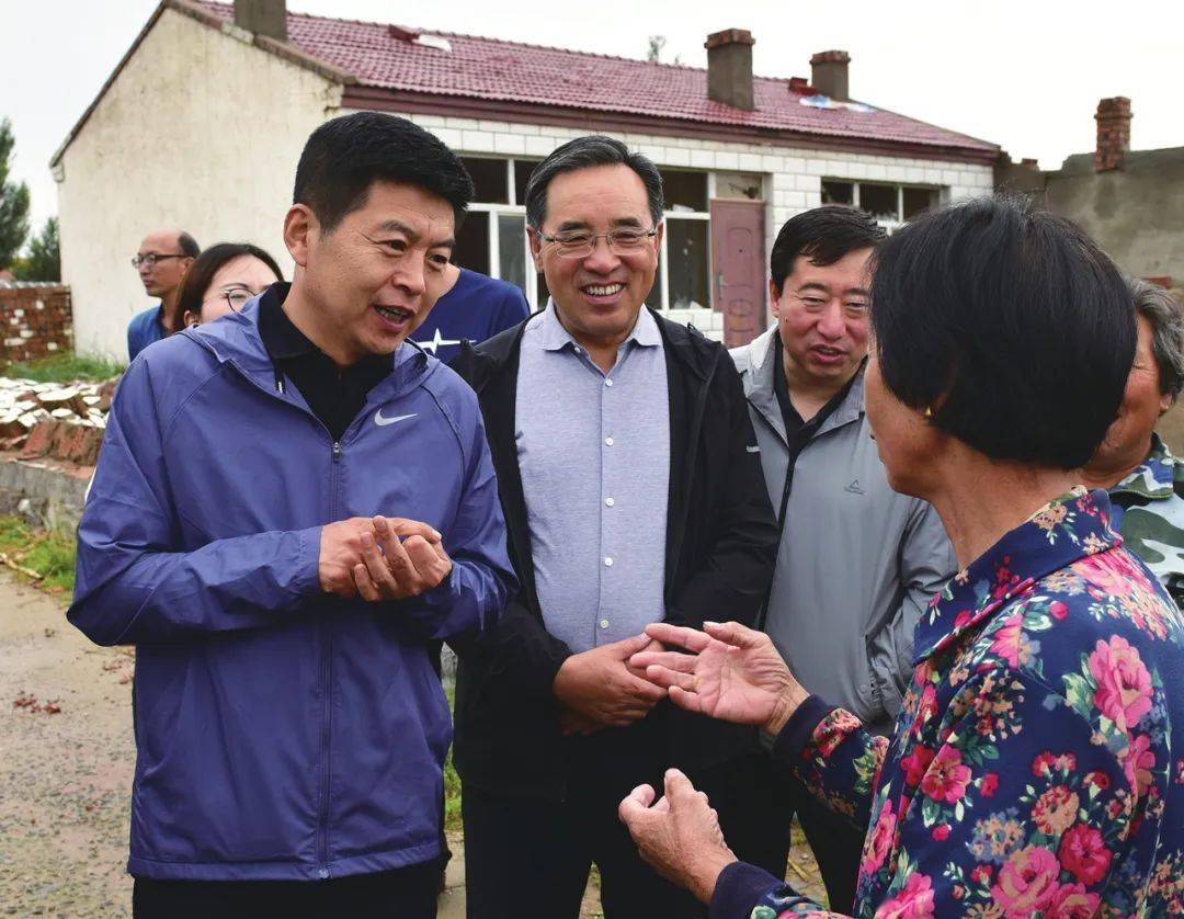 费东斌在集宁区和察右前旗调研防汛工作时强调 绷紧思想之弦 做实各项