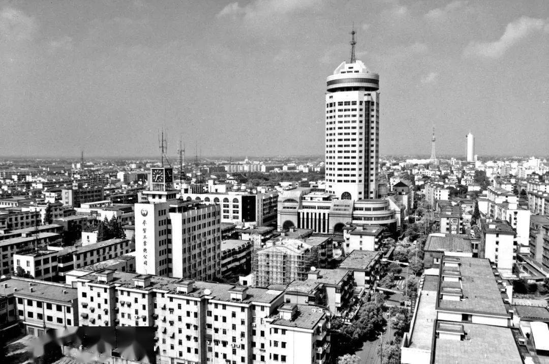 1995 奉贤               上海金叶商厦