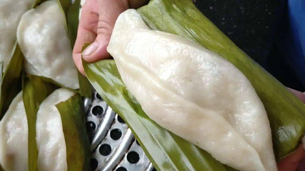 在广东惠州,河源等地,每逢冬至几乎家家户户都会打粉做萝卜粄,而无论