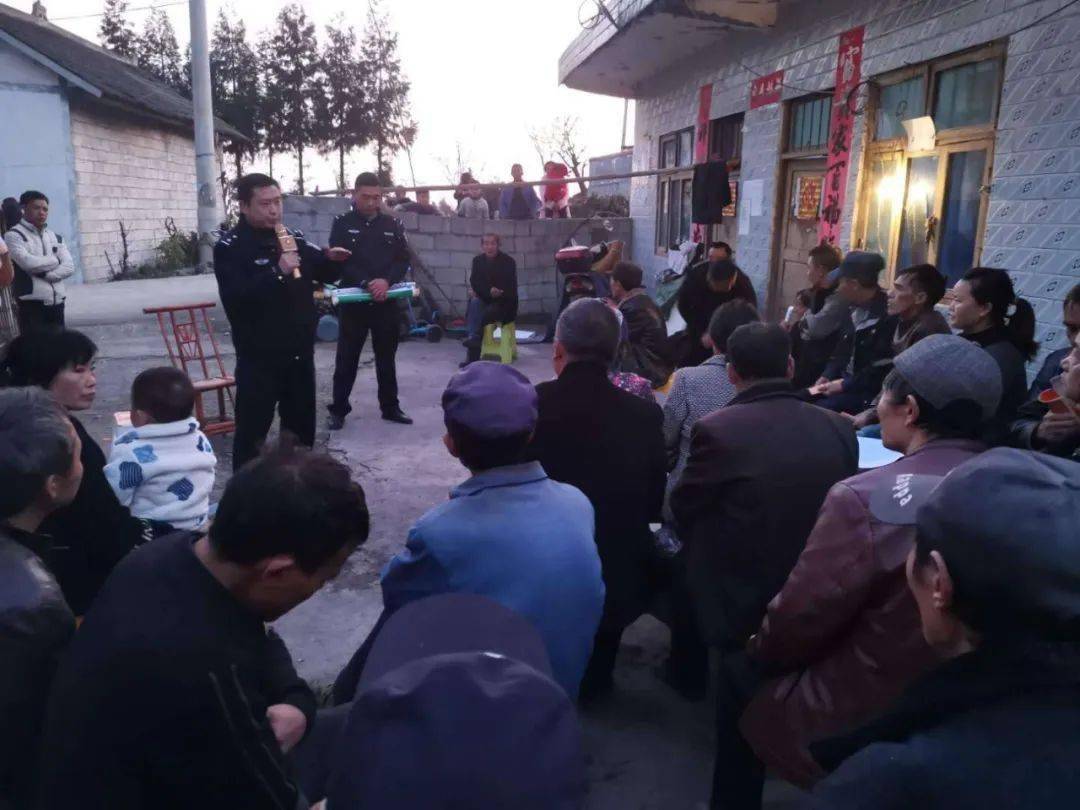 正气凛然铸忠诚记大方县公安局雨冲派出所所长赵耀
