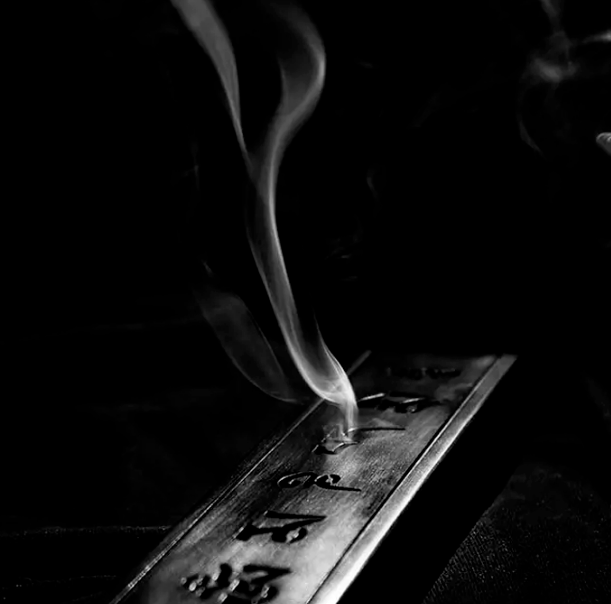 雅致丨燃一支香,静一刻心