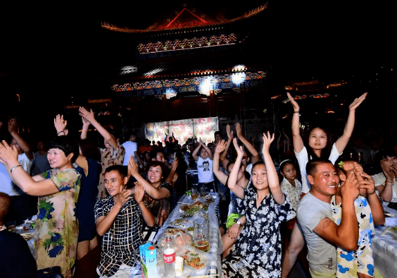 娱乐第30届青岛国际啤酒节即墨古城会场7月31日启幕啤酒哈起来