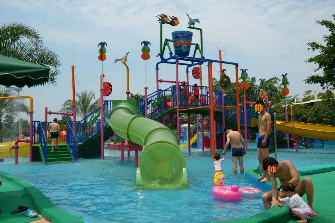 乐山又一水上乐园曝光449元通耍造浪池大滑梯旋涡缸好玩到爆