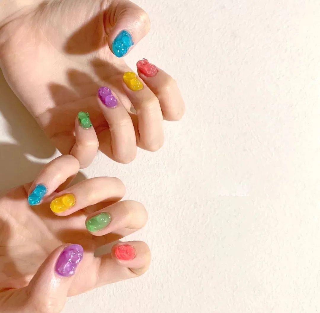 超火的小熊软糖美甲今日糖分已超标