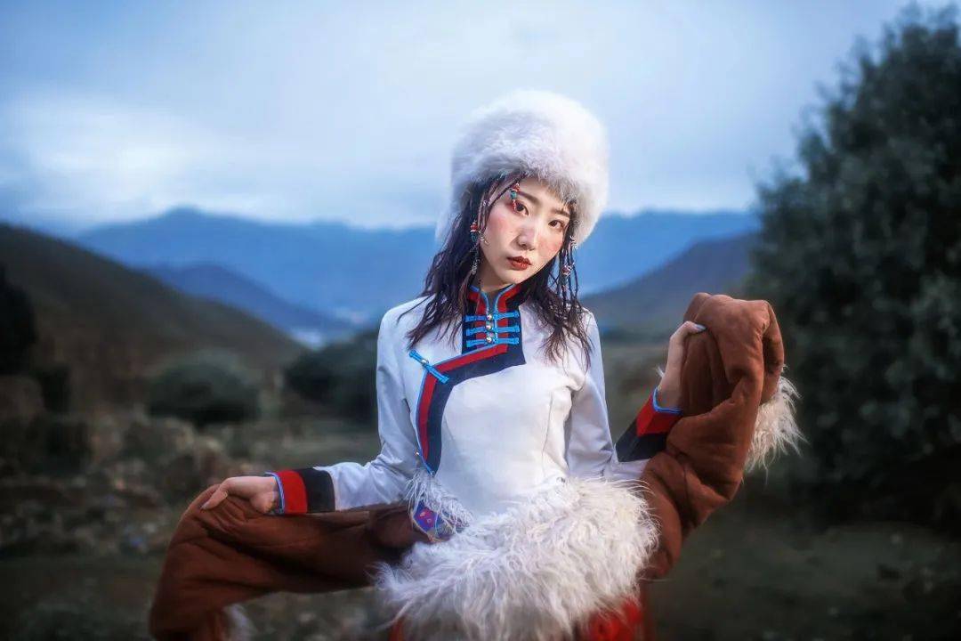 旅拍新片丨不管你是第几次来西藏都应该拍一组藏装写真