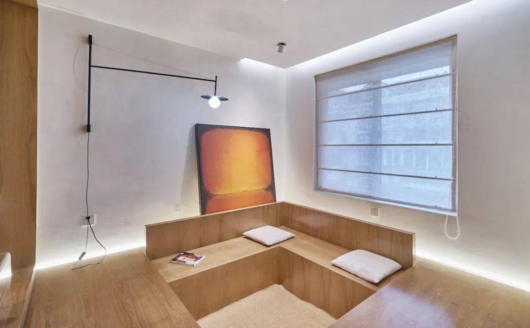 90年代暗房大变身鸡肋阁楼改出茶室冥想室家庭影院