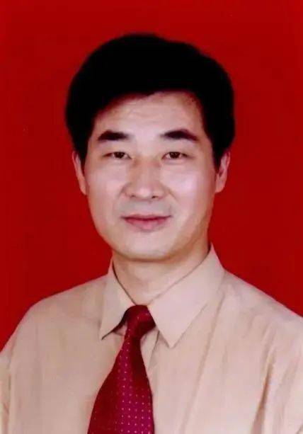 王文科,笔名杉木,河南大学(时为河南师范大学,1984年5月20日恢复河南