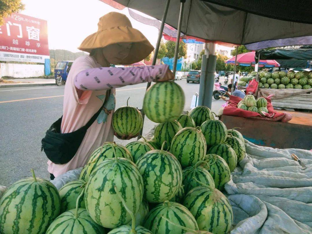 宜豐街頭賣瓜人