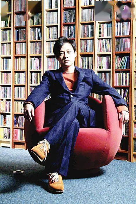 林夕在香港乐坛是一个例外他填词的诀窍让人万万想不到