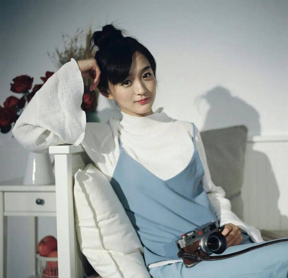 微信头像何泓姗