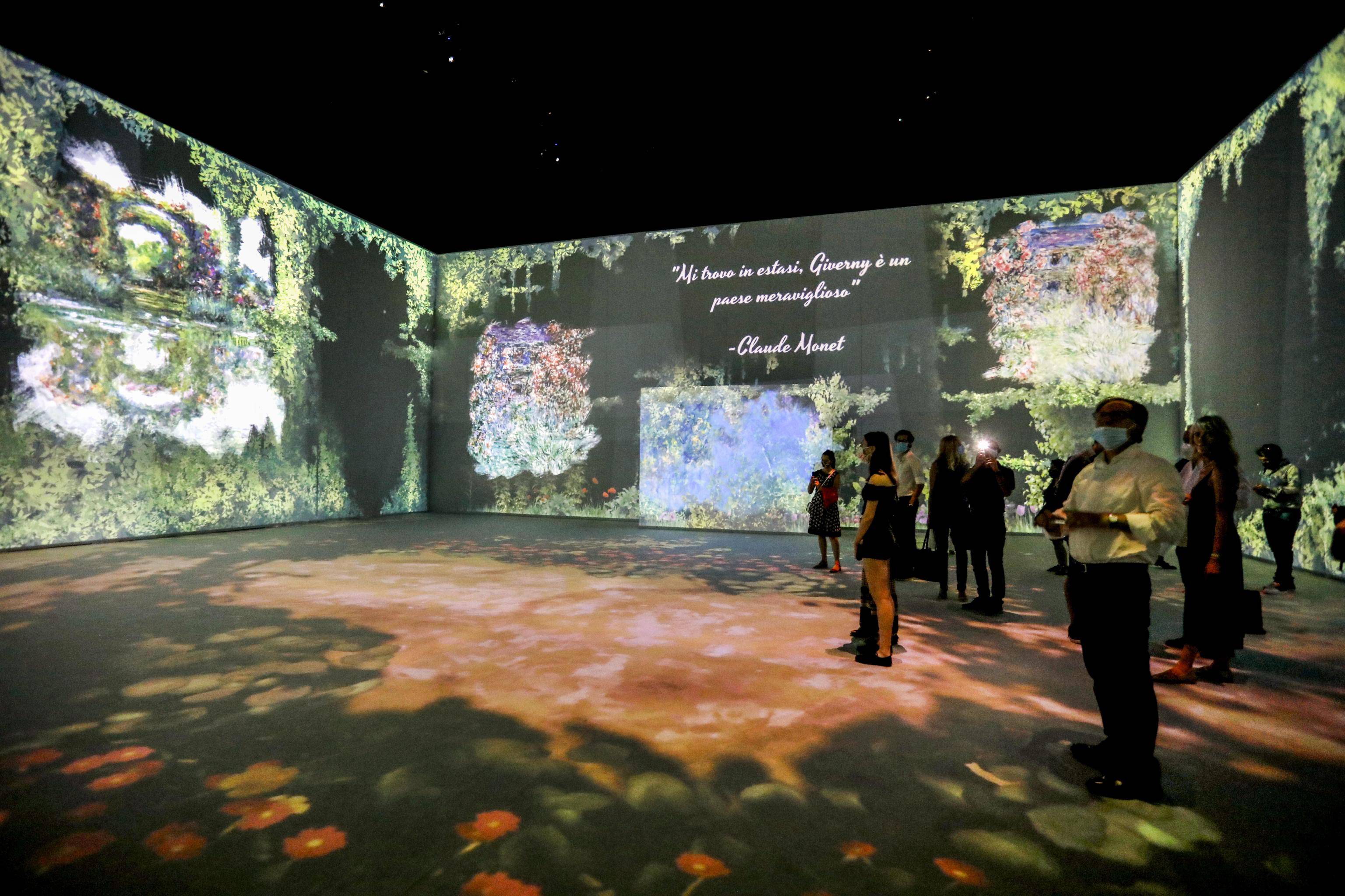莫奈沉浸艺术展在米兰举行