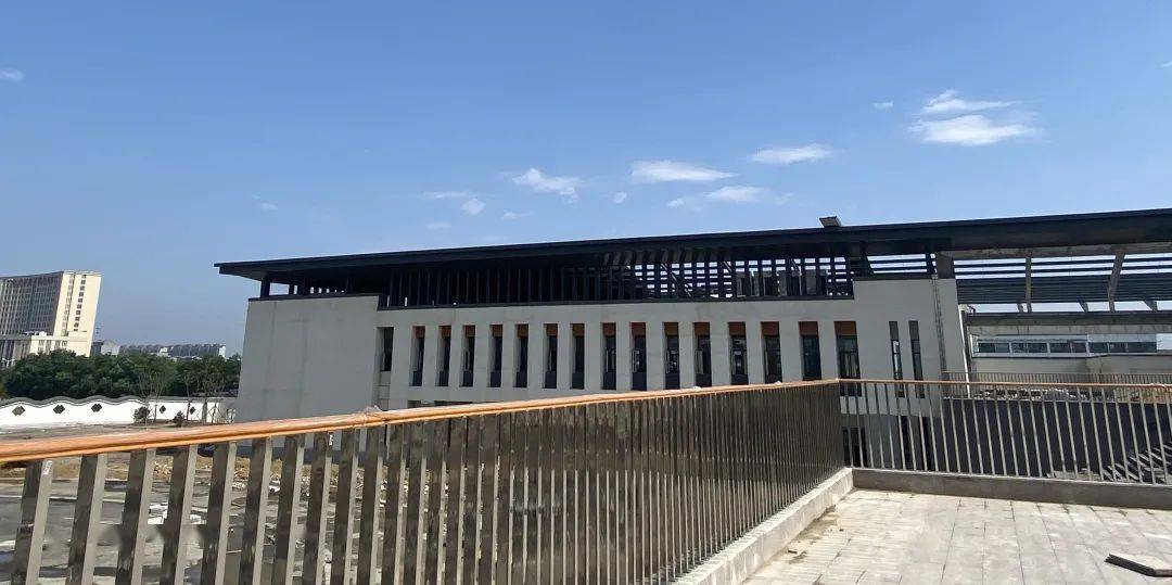 王玉洁副区长调研清照小学新校建设