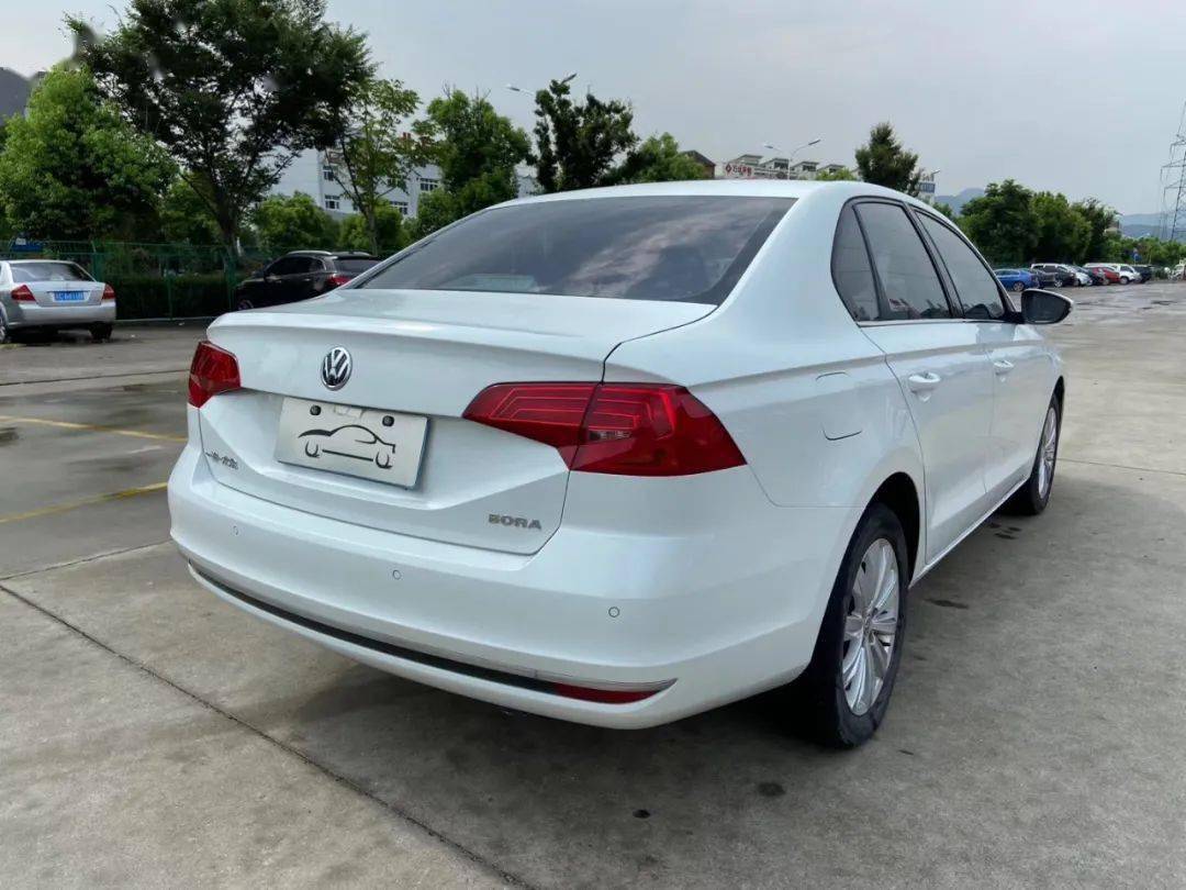 2016年 大众新宝来 1.6手动高配