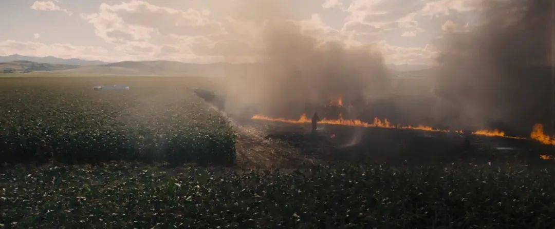 var热映大神导演诺兰星际穿越震撼重映