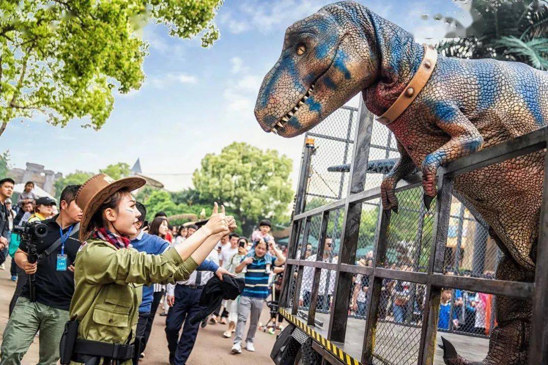 穿越侏罗纪中华恐龙园暑期冰疯来袭