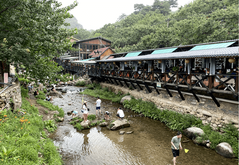 老牌京郊遊度假區懷柔山吧遊玩攻略