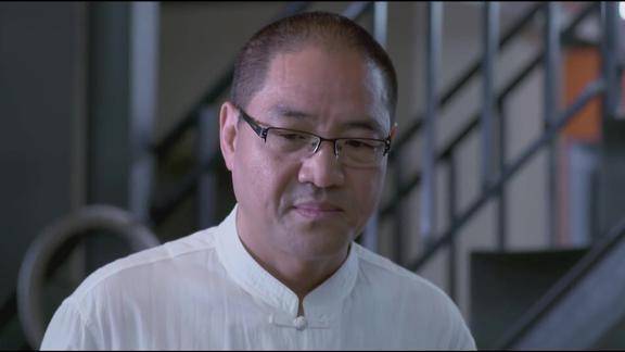 各个击破黄红兵看老二状态不好竟想带他去拜佛去晦气真会玩