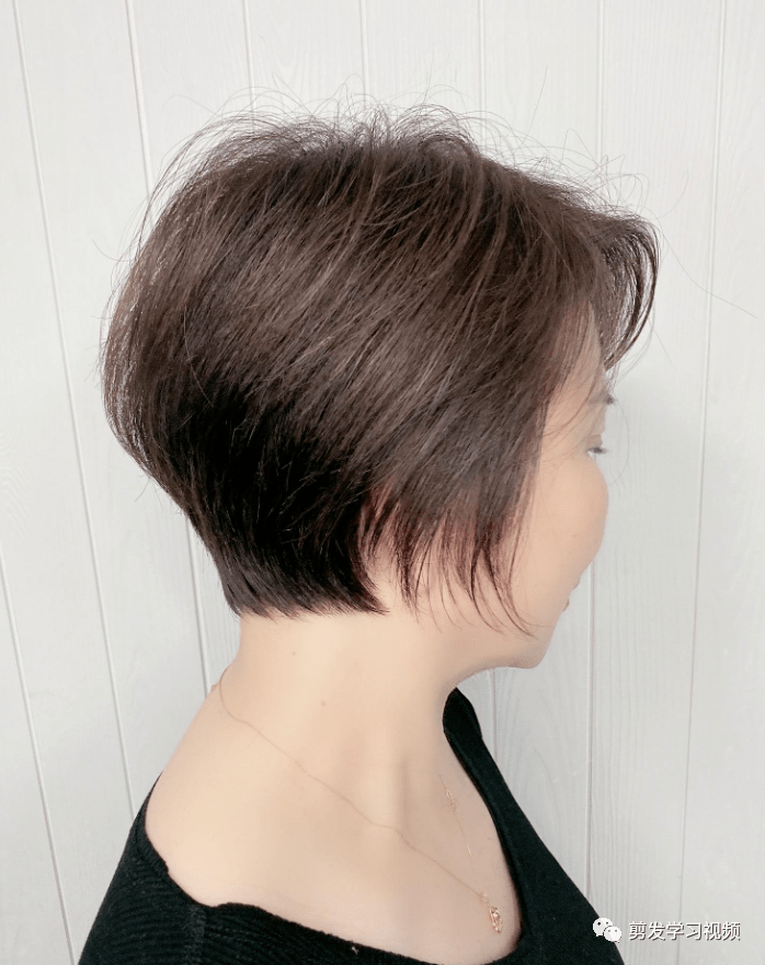 2020流行"剃后脖"30款_发型
