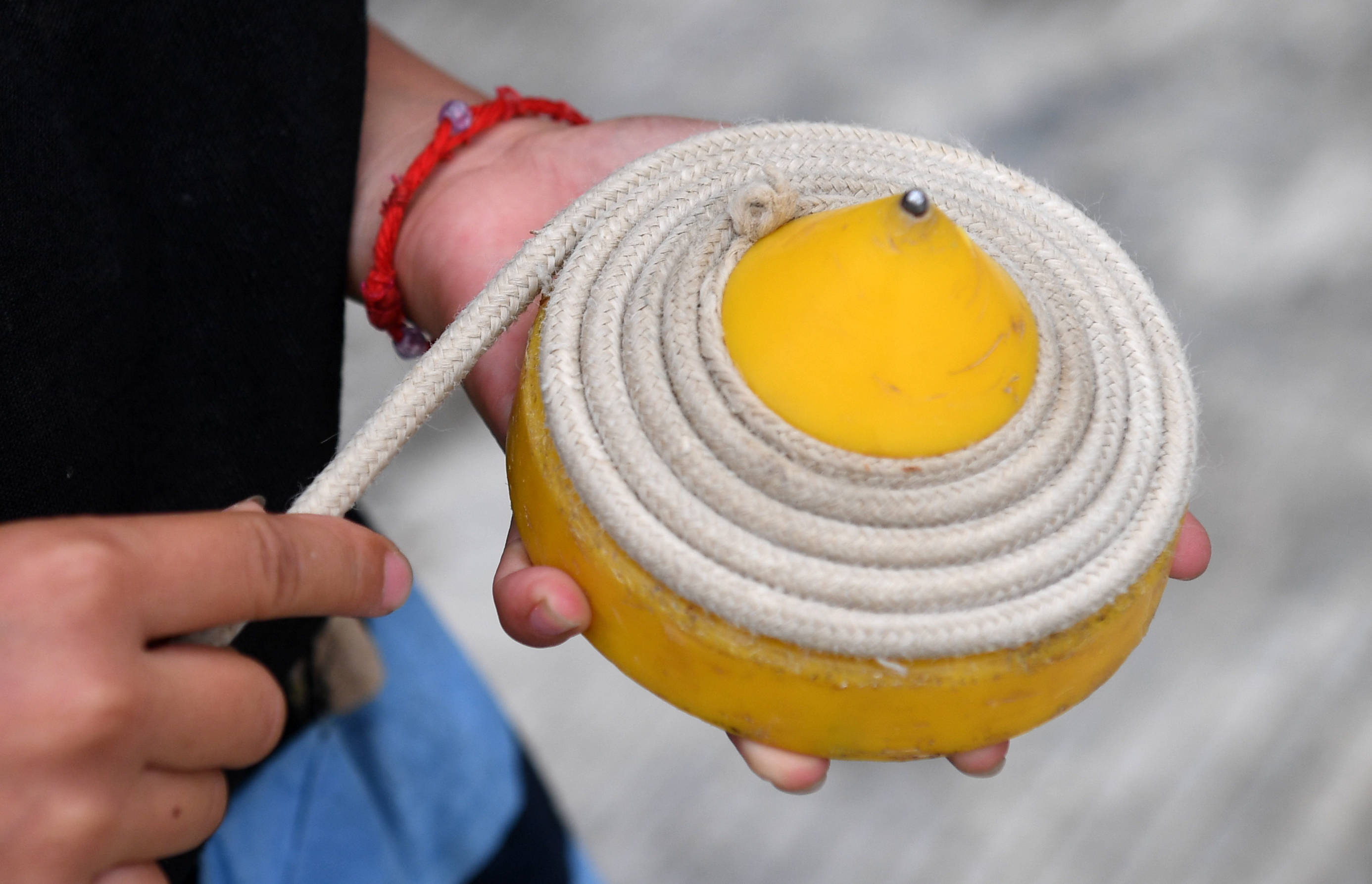 民族体育——陀螺少年