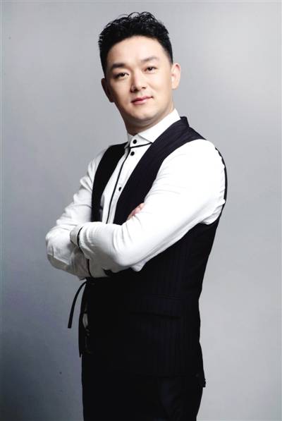 他们,把餐饮做成了事业_阿利