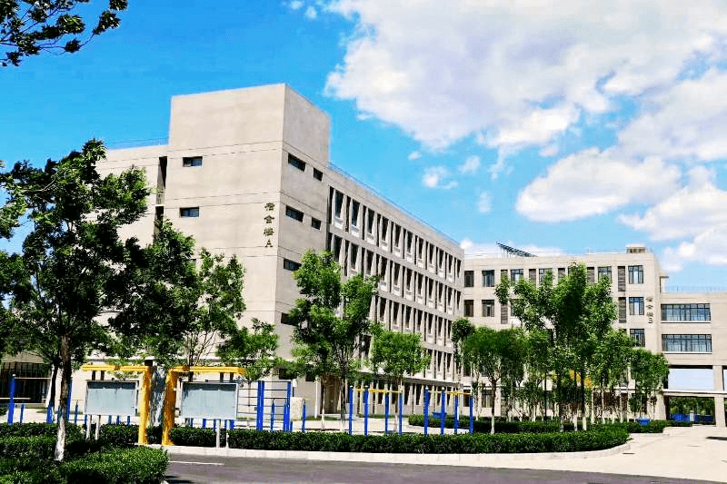 天津市第一中学的优秀教师团队也是天津市第一中学滨海学校发展不可或