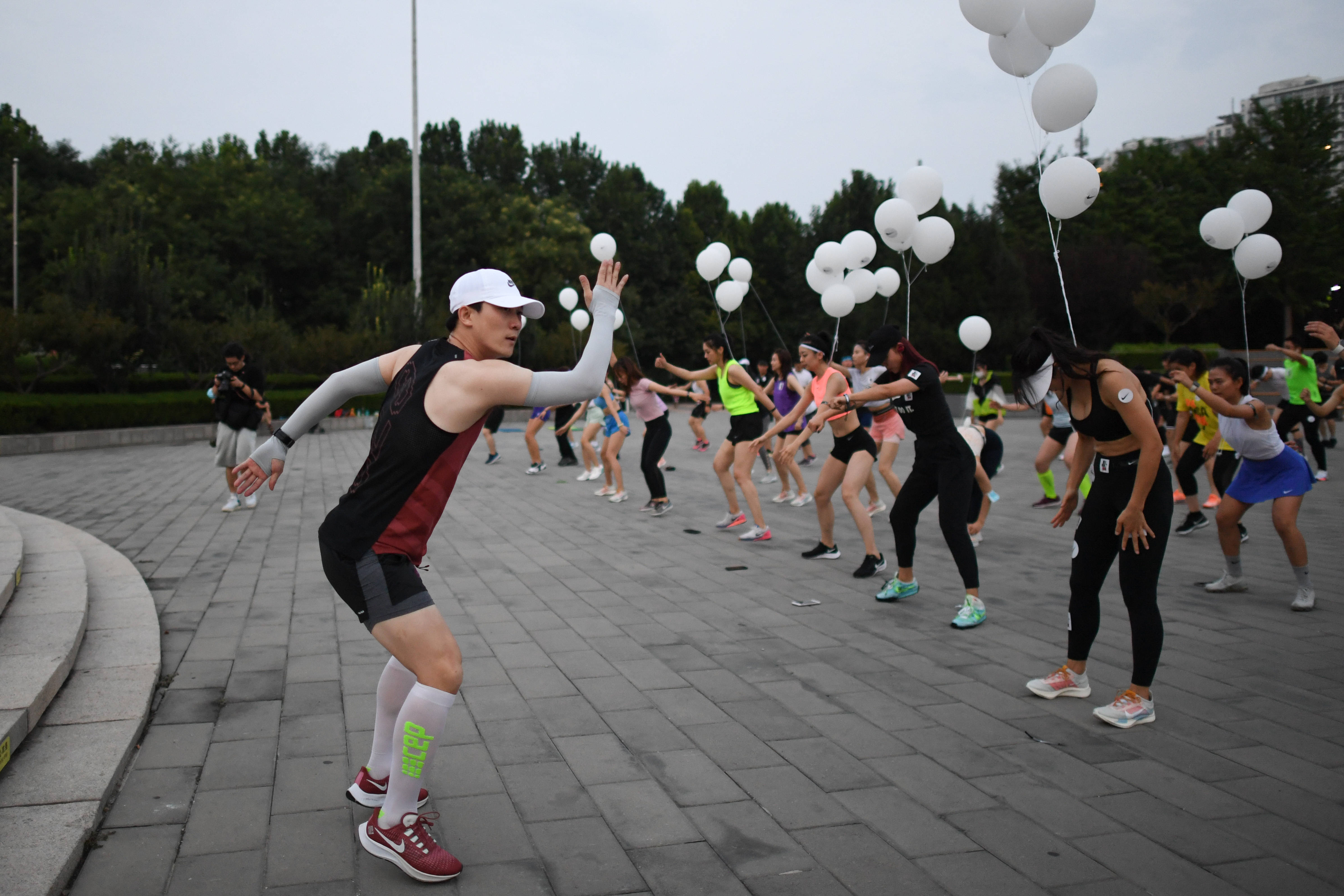 朝阳公园快乐舞步健身图片
