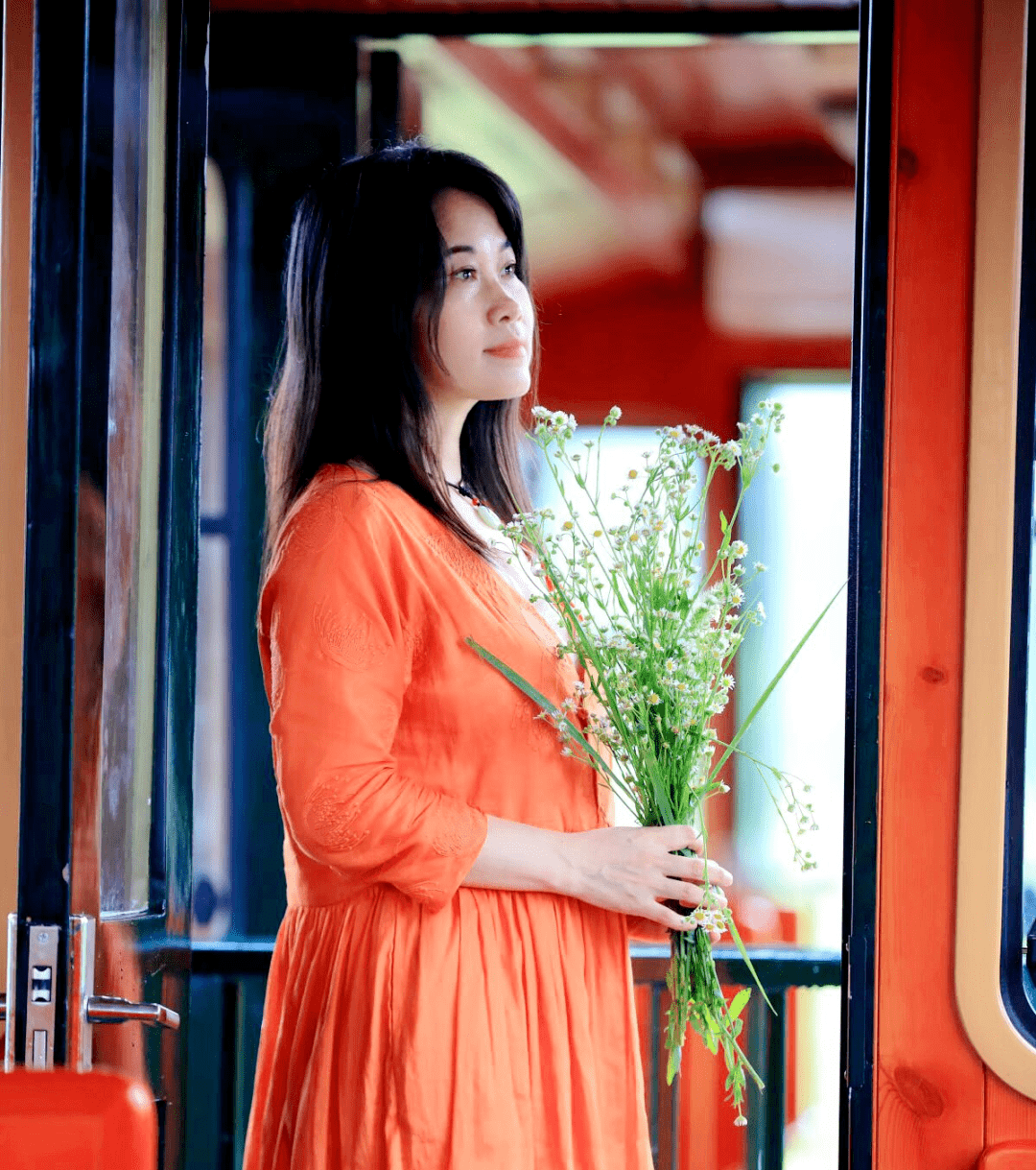 专访||诗人林莉