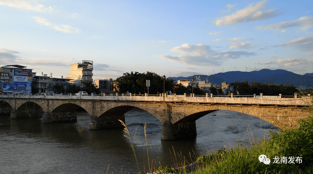 龙南这座大桥正在建设!这片区的老百姓高兴了