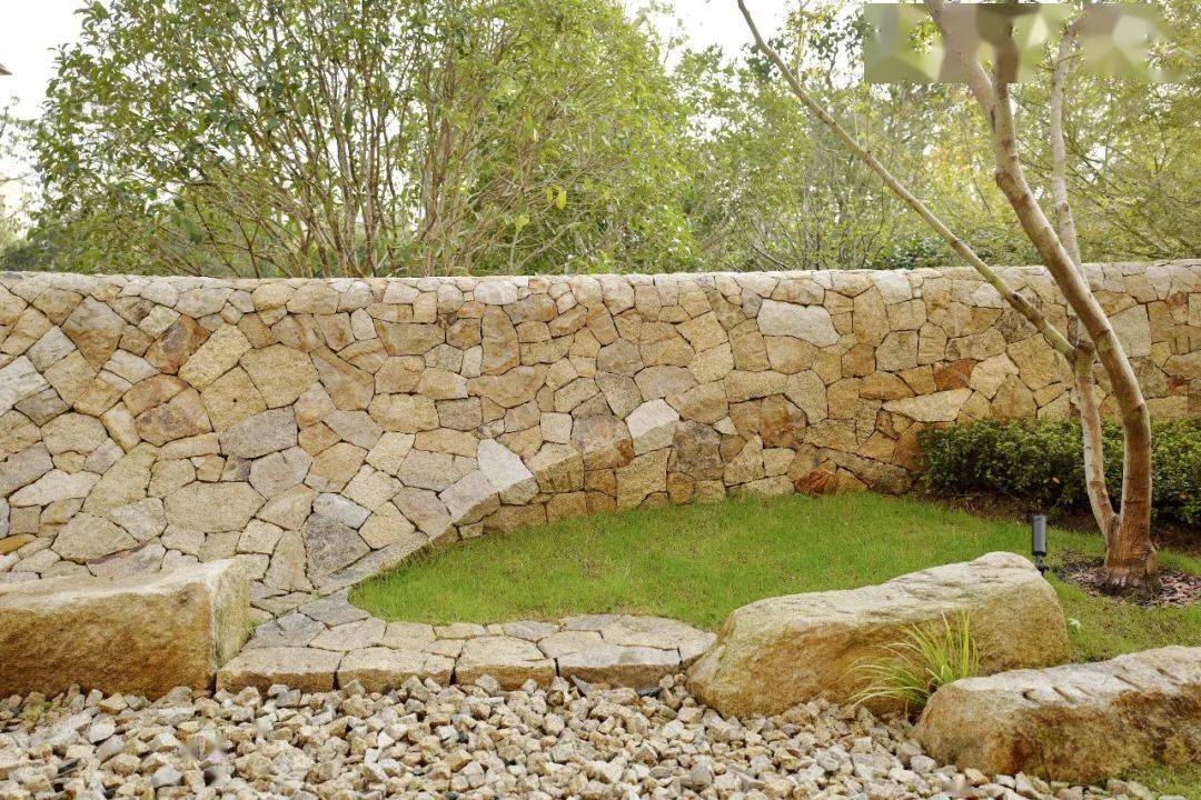 满园子石头满园子景观