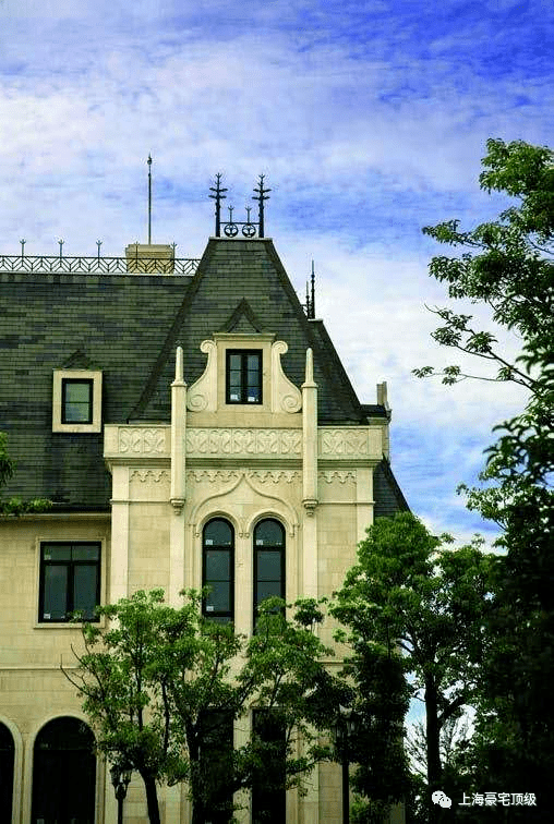 【华洲君庭】世袭大府 总价8.5亿!魔都在售最贵别墅,内部堪比宫殿!