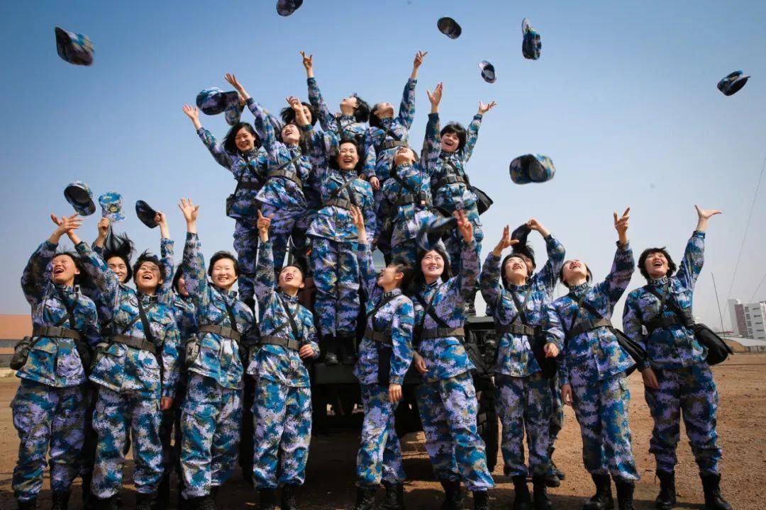 女兵:青春有你,二十不惑!_海军