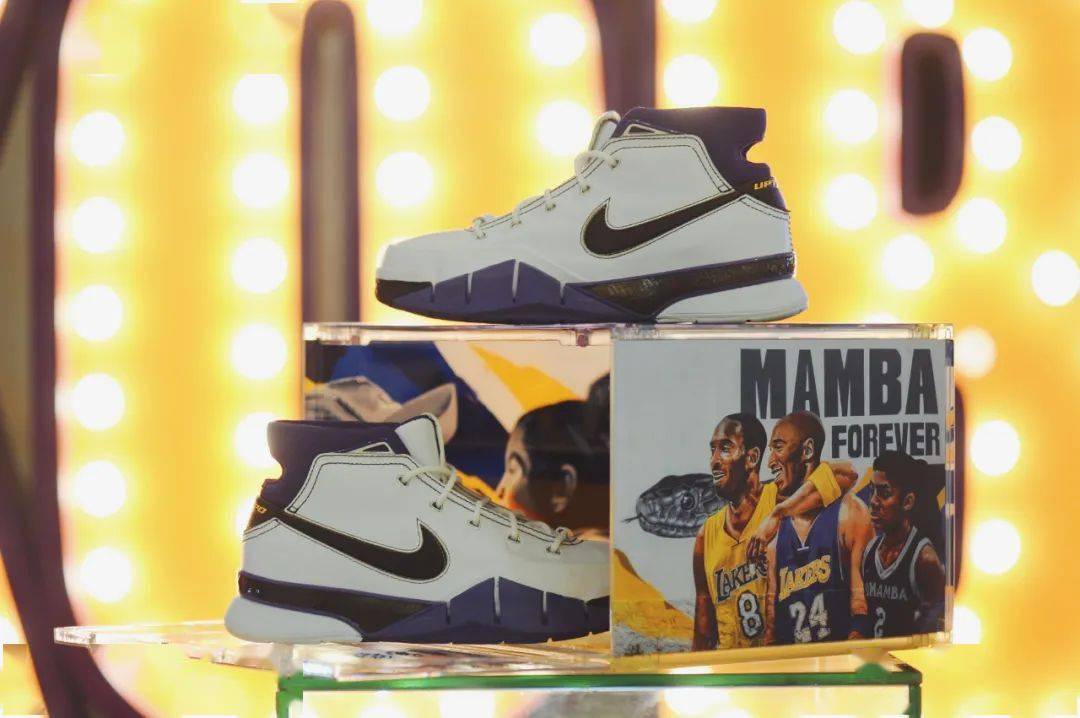 想把kobe塗鴉牆放在家裡面嗎mambaforever紀念展限定鞋盒預售開啟