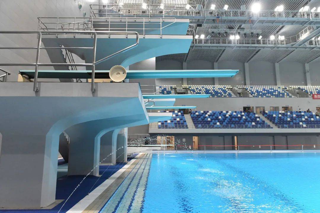 骄奥之光挖土像考古打桩像绣花