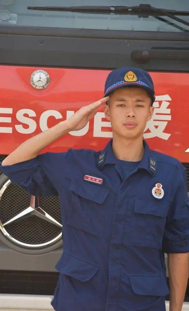 蜕变| 新蓝最强"变形计"