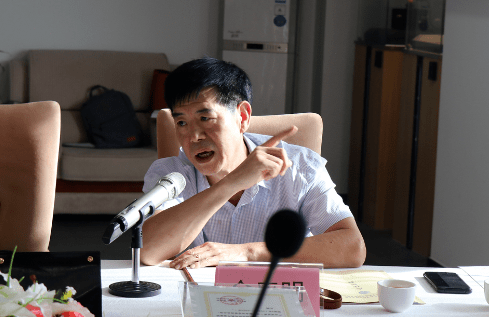 金康明表示,一定会尽心尽力履行职责,一起为贵州康养产业商会在产业