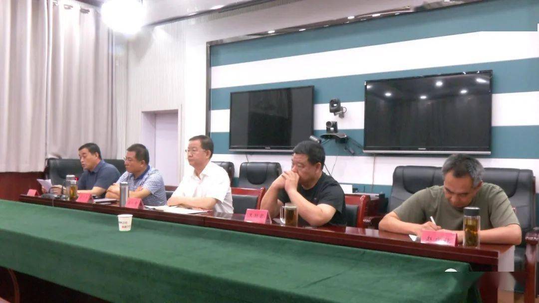 市委常委,县委书记宋向党和县领导焦朝君,李凯军,赵建福等四大班子