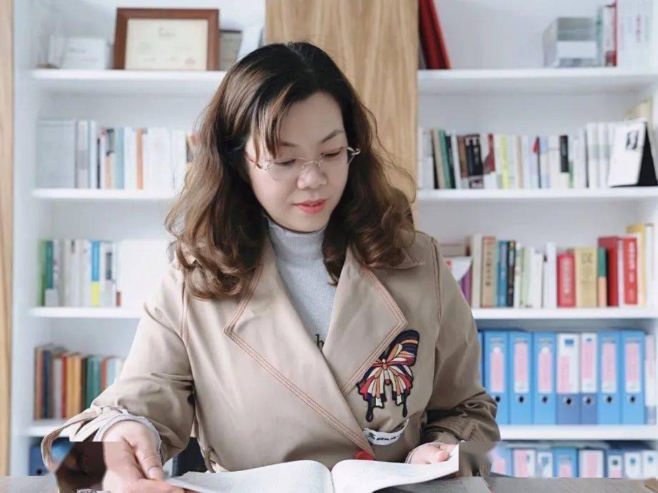 美文欣赏胡红我的导师型朋友