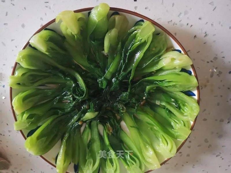 食尚香菇扒油菜天生绝配好吃没道理