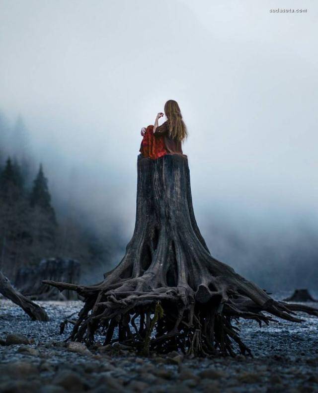 孤独的镜头一个人平静与淡然爱极了这种渺小诗意的情境