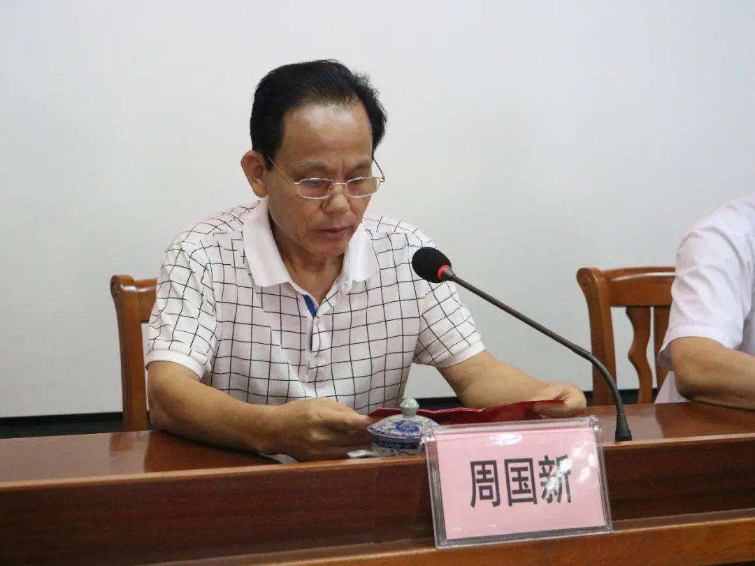 高州中学73名升大优秀生获奖学金,清华北大录取学子每人2万!