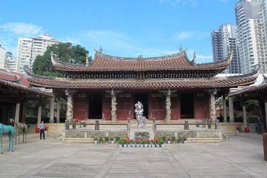 安溪文庙凤城镇位于安溪县东部,西溪北岸.